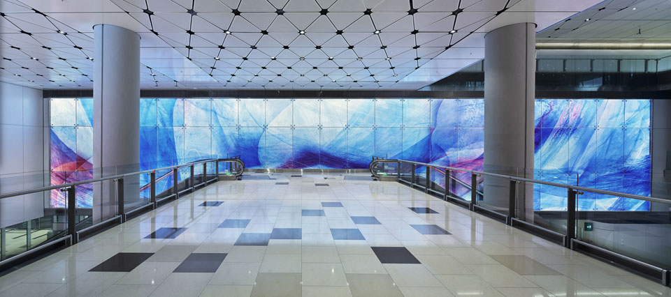hong kong airport , departure hall